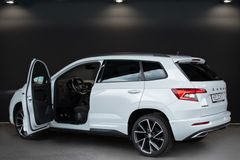 SKODA Karoq Sportline*LED*DAB*Kamera*Unfallfrei