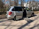 Chrysler Grand Voyager 2.8CRD Behinderten Fahrzeug - Chrysler Grand Voyager: Crd