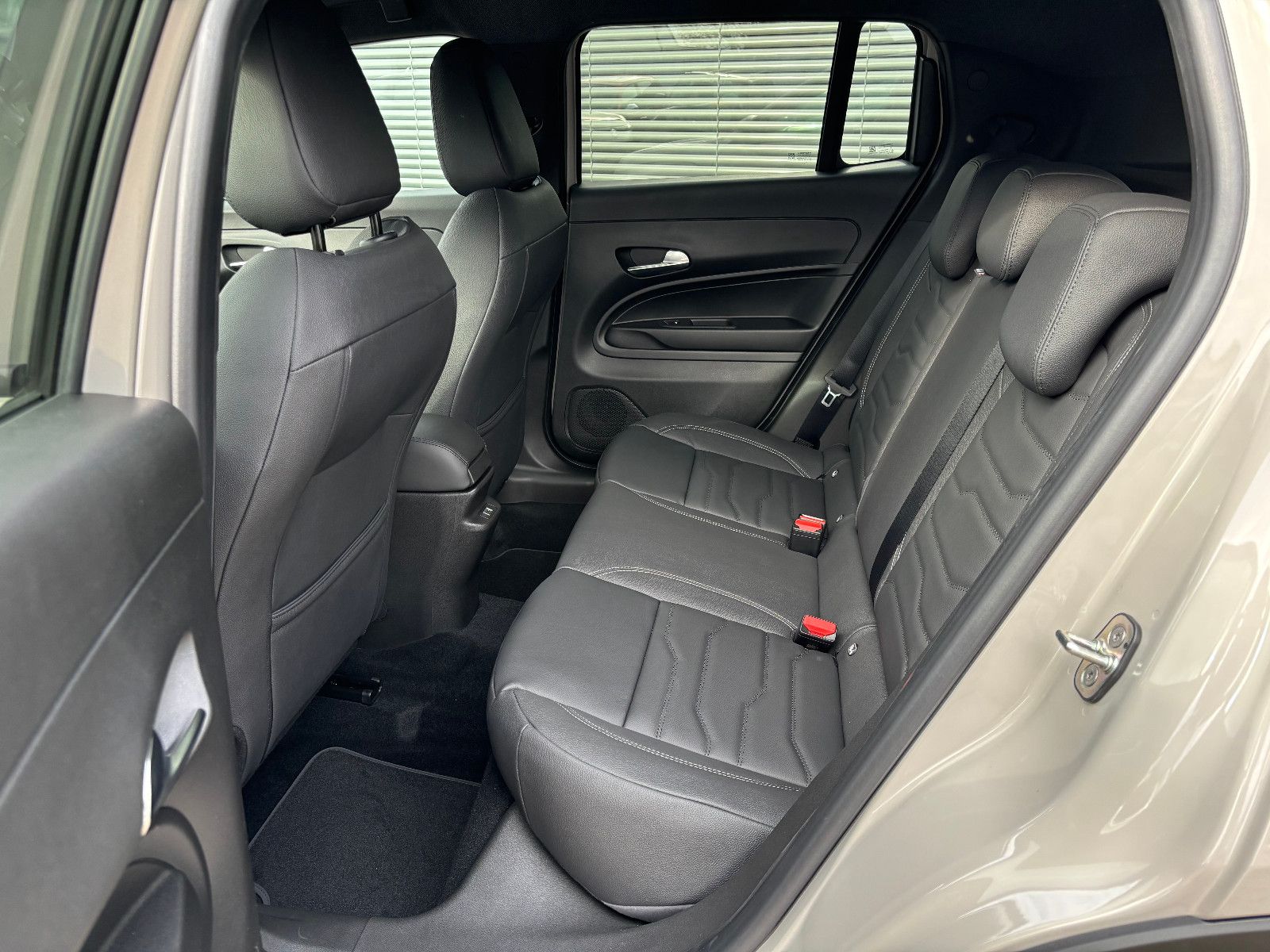 Jeep Avenger - Bild 12