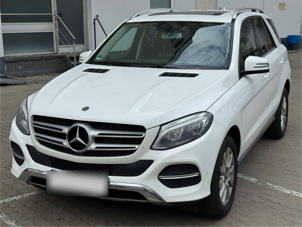 Image of Mercedes-Benz GLE 250
