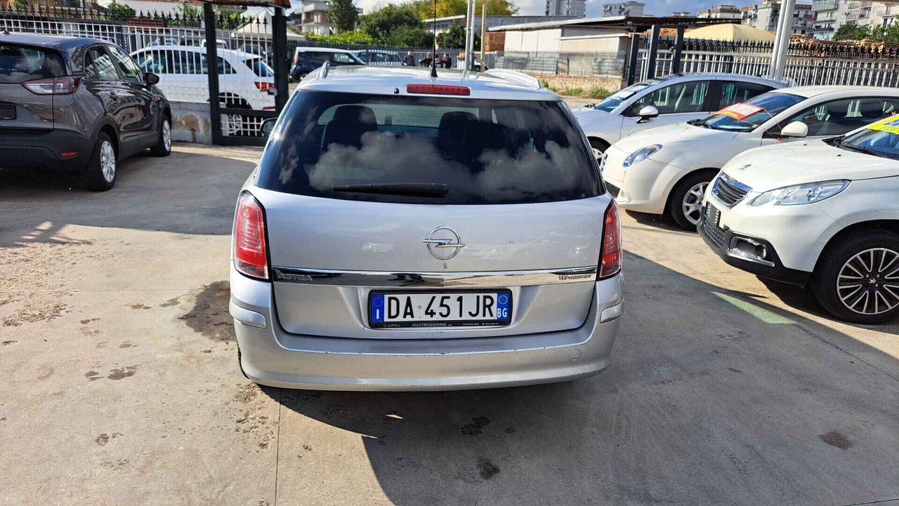 Opel Astra 2006 — photo 5