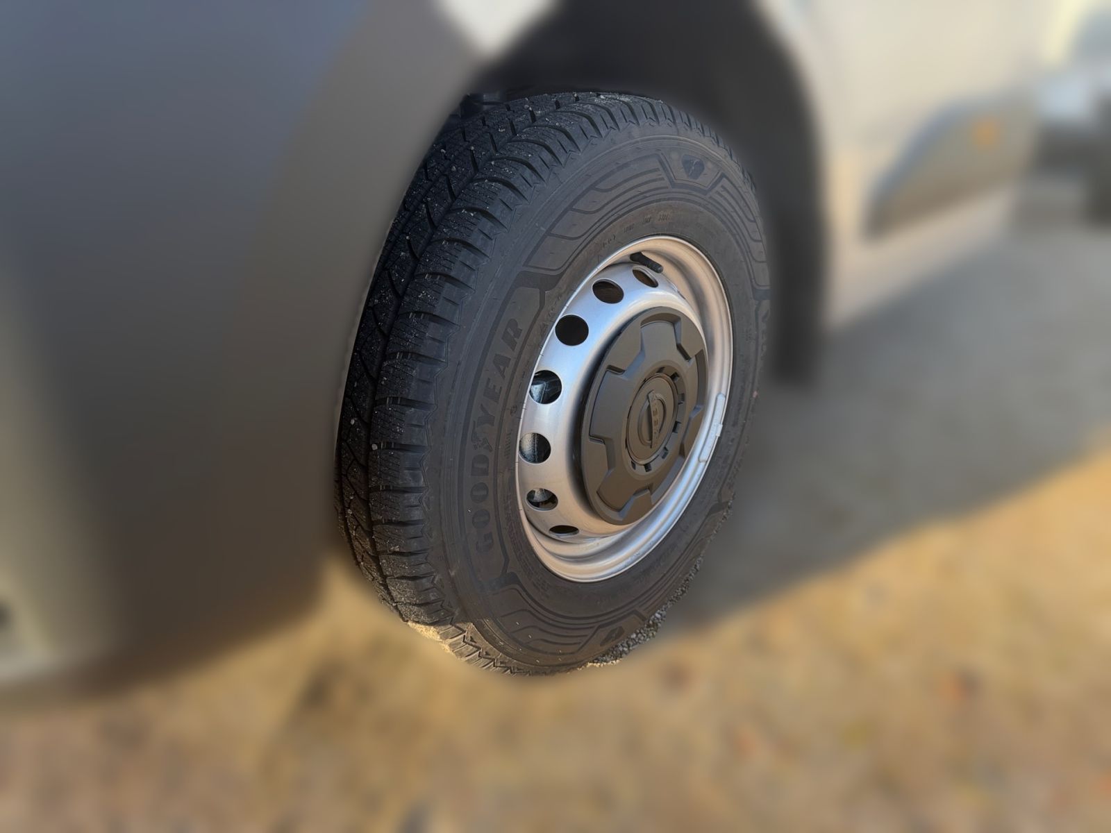 Fahrzeugabbildung Nissan Interstar N-Connecta 170 *Allwetter*Carplay*Wint