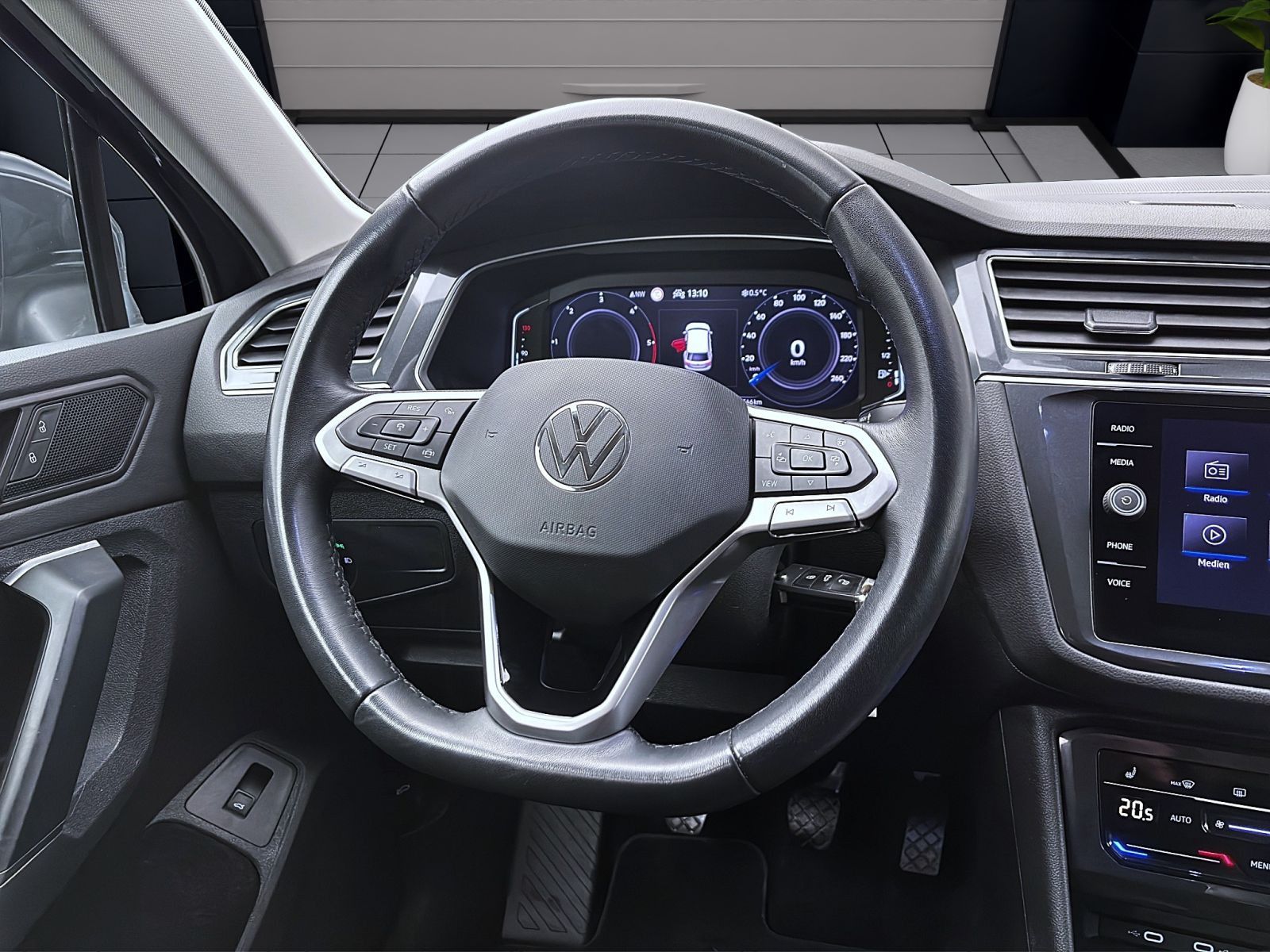 Volkswagen Tiguan - Bild 11