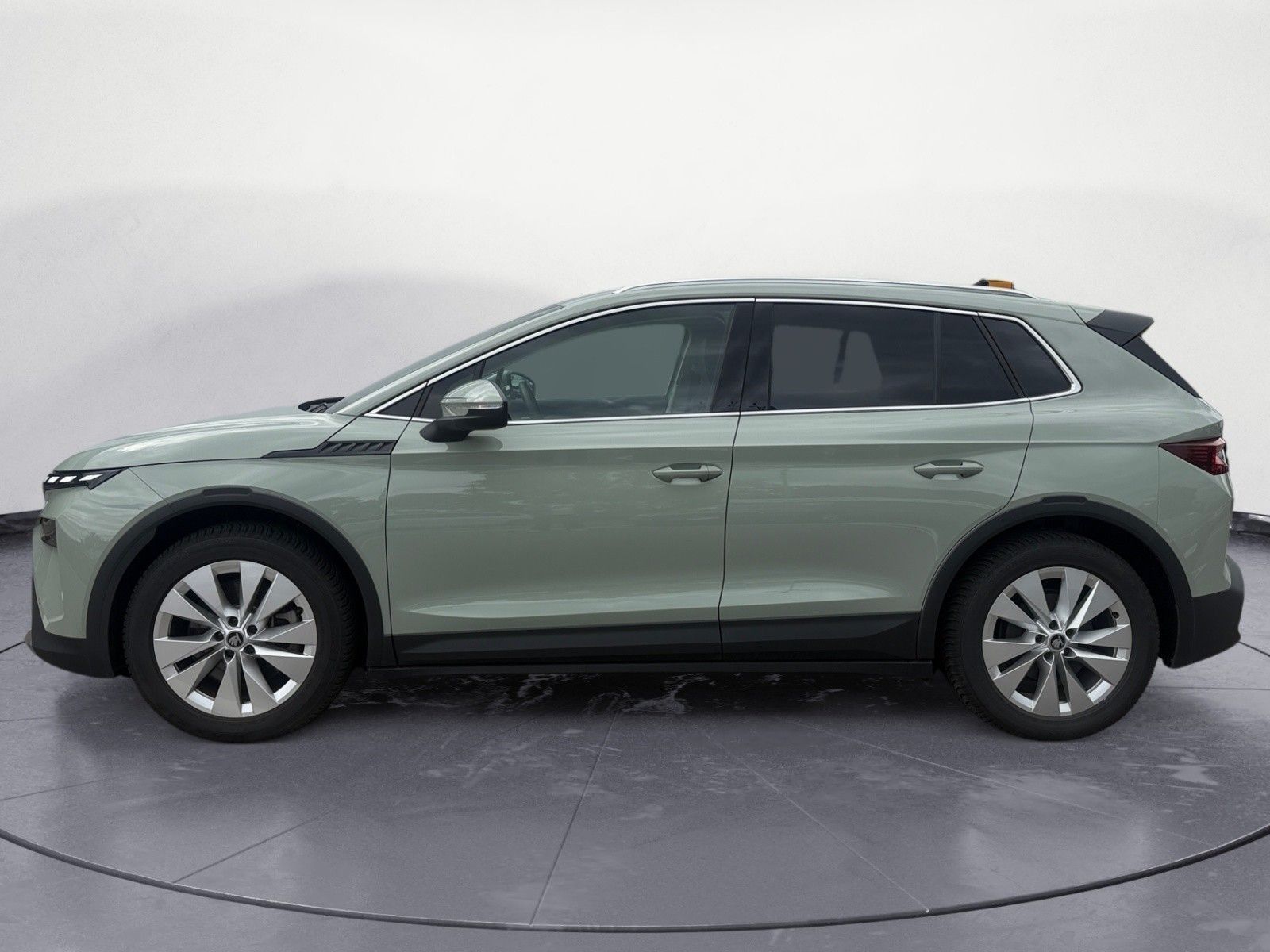 Skoda Elroq 85 Plus Loft AHK Matrix Allwetterreifen imagem 3