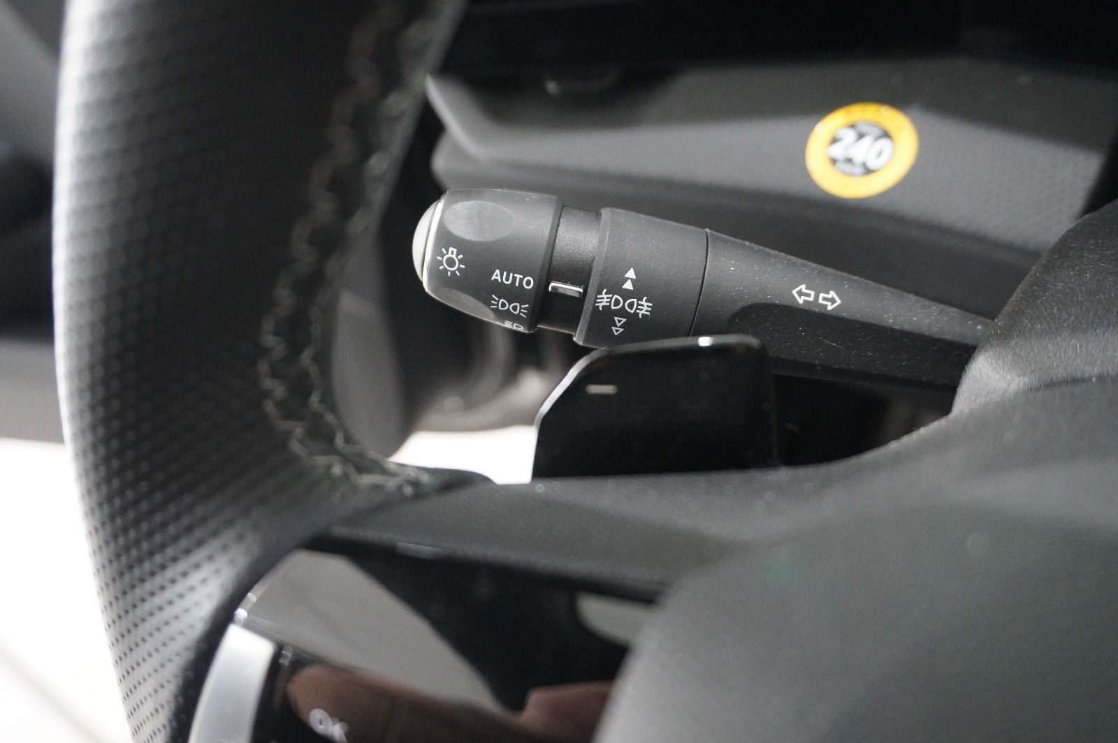 Fahrzeugabbildung Opel Astra L Lim. 1.6 HYBRID GS SPORT NAVI/LED/360°