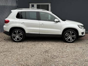 Volkswagen Tiguan - 9