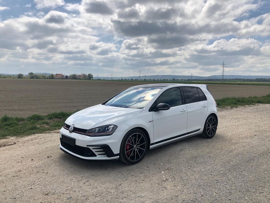 Image of Volkswagen Golf