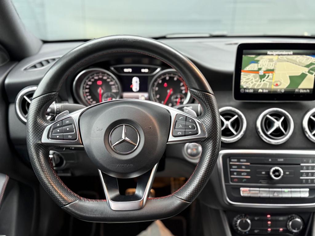 Mercedes-Benz CLA 220