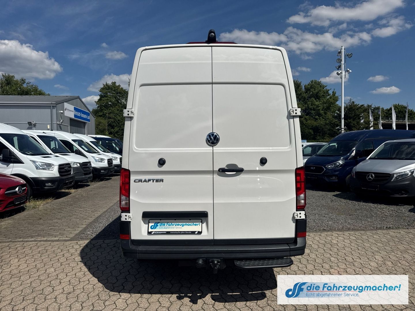 Fahrzeugabbildung Volkswagen Crafter Kasten MAXI 50 lang Hoch 5t-3,5tmög. AHK