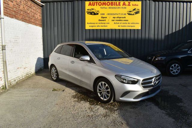 Mercedes-Benz B 180 d Business Solution Pack Sport ***12M GARA