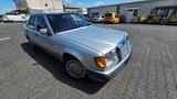 Mercedes-Benz 200 D - Mercedes-Benz 200 in Bonn