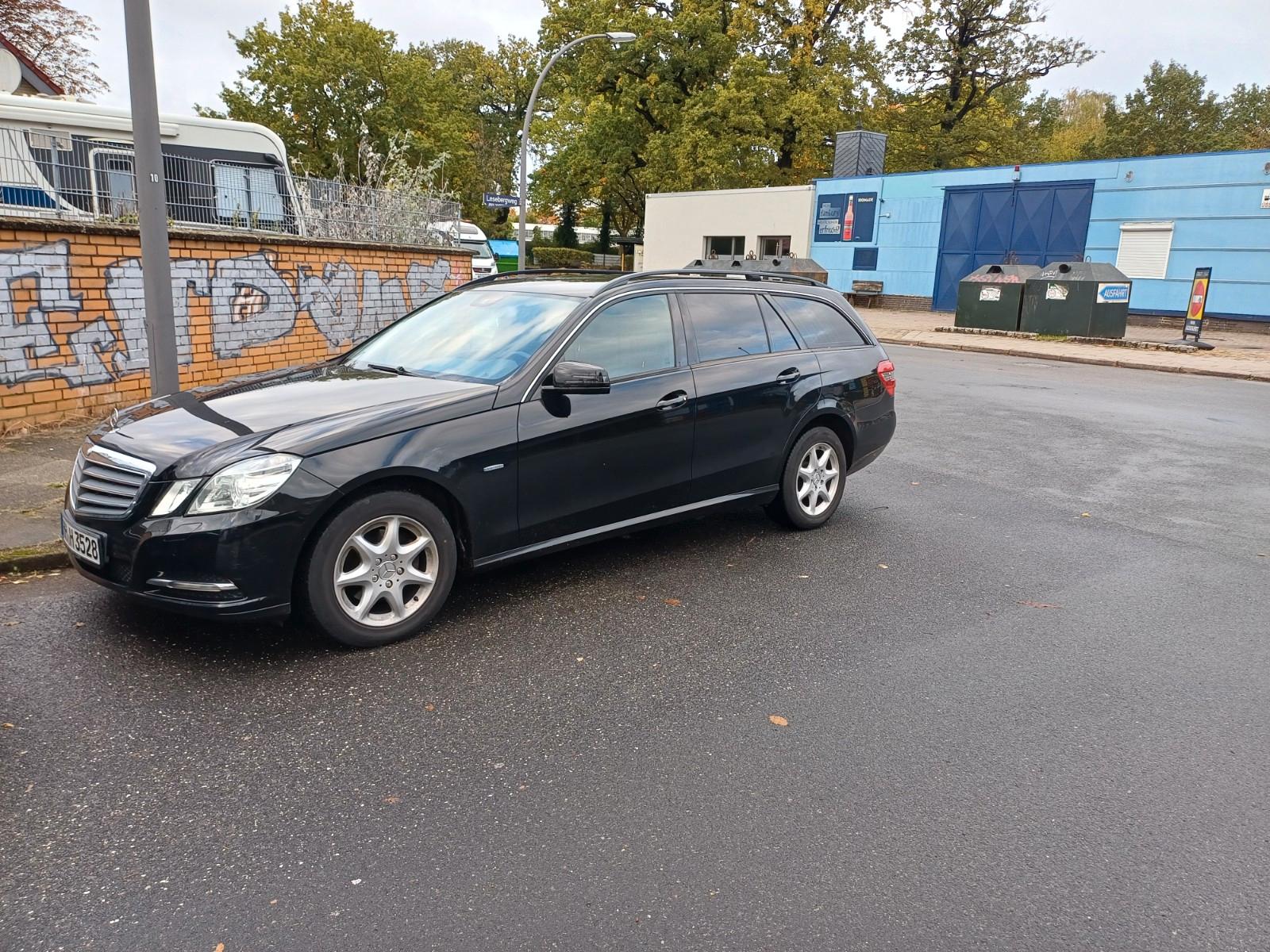 Mercedes-Benz E 200