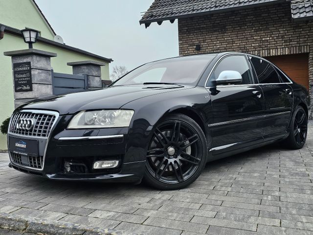 Audi S8 5.2 quattro*V10*Navi*Leder-Alcantara*Xenon*