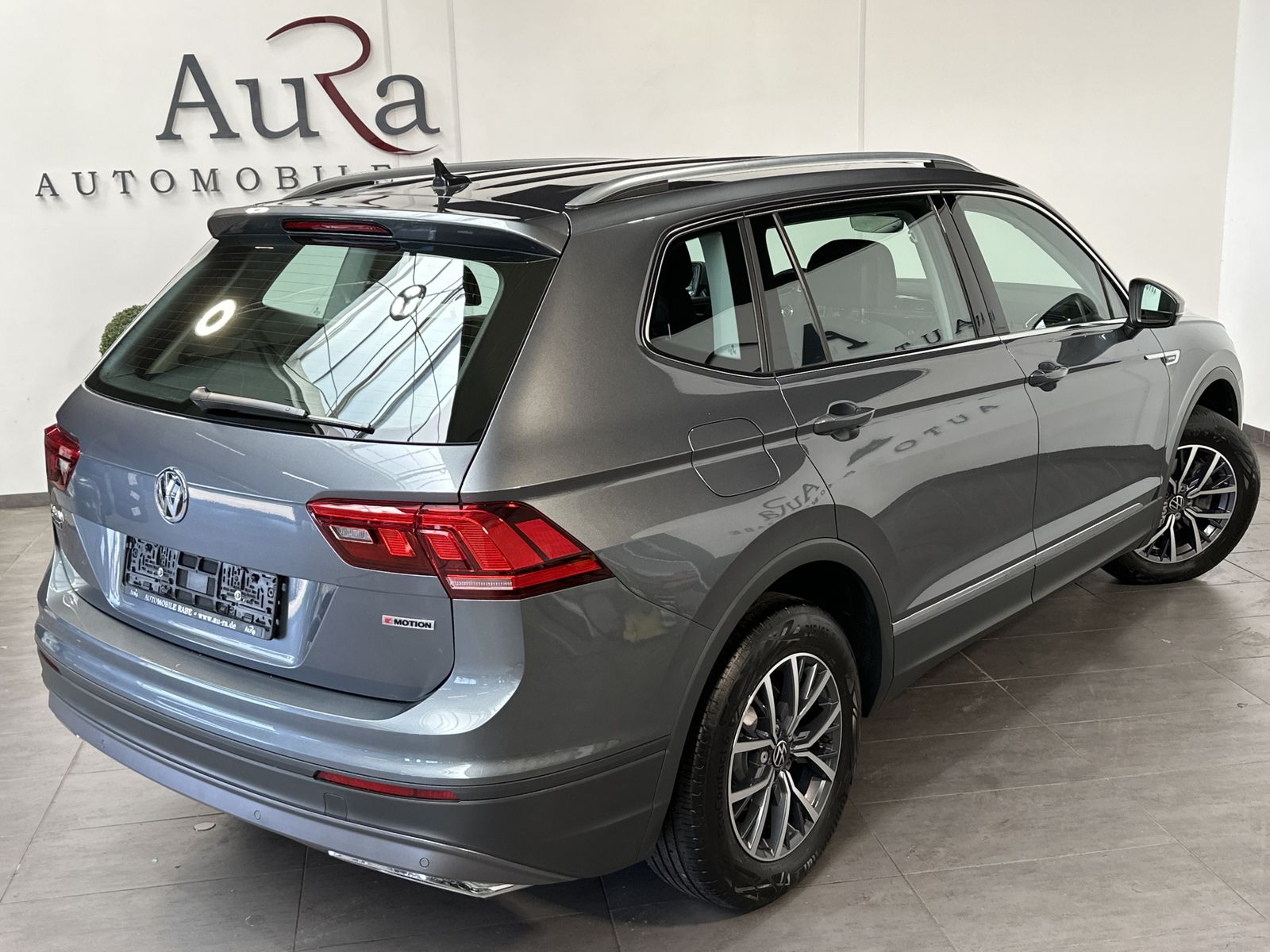 Fahrzeugabbildung Volkswagen Tiguan Allspace 2.0 TDI DSG 4M NAV+CARPLAY+VC+PP