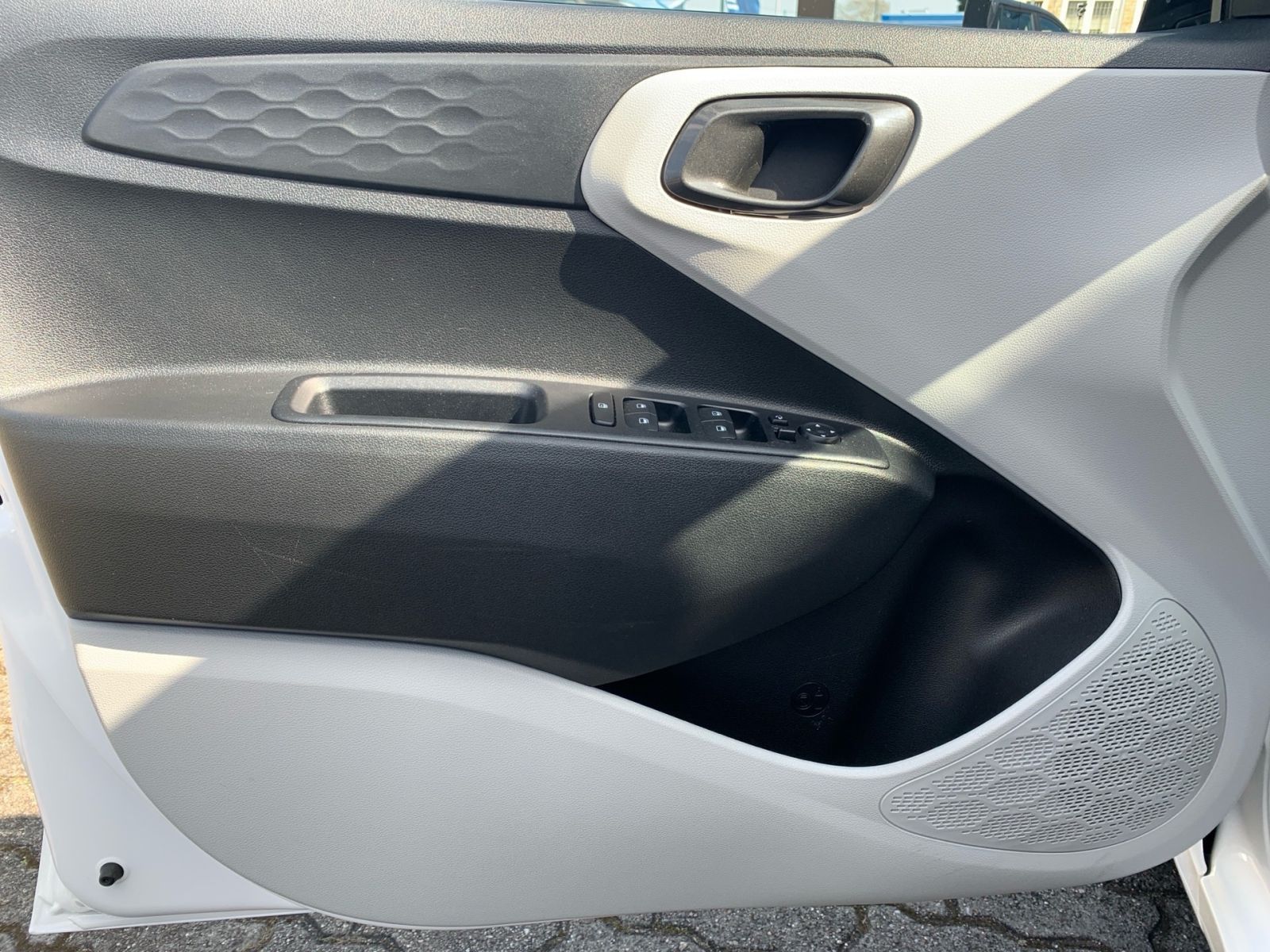 Fahrzeugabbildung Hyundai i10 FL 1.2 Automatik Prime Navi Kamera