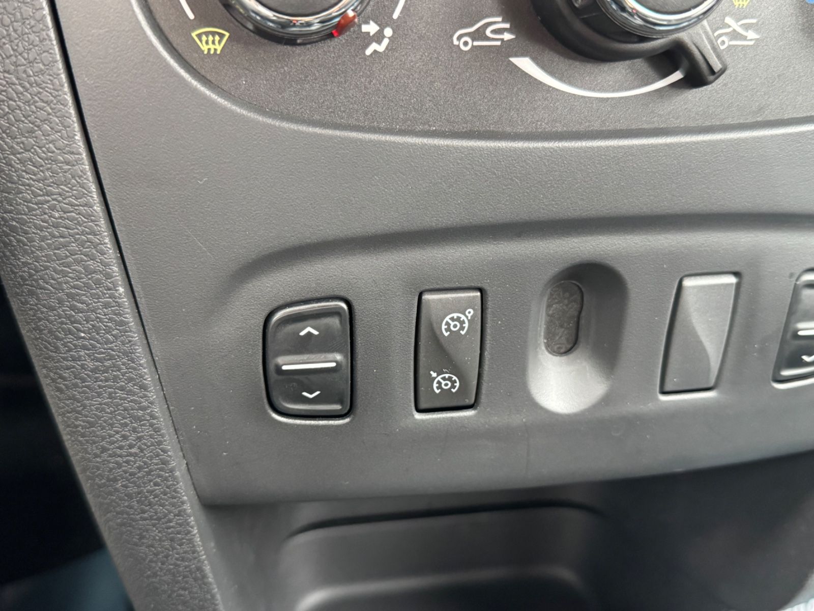 Fahrzeugabbildung Dacia Sandero II Stepway Prestige/Klima./Tempom./Navi