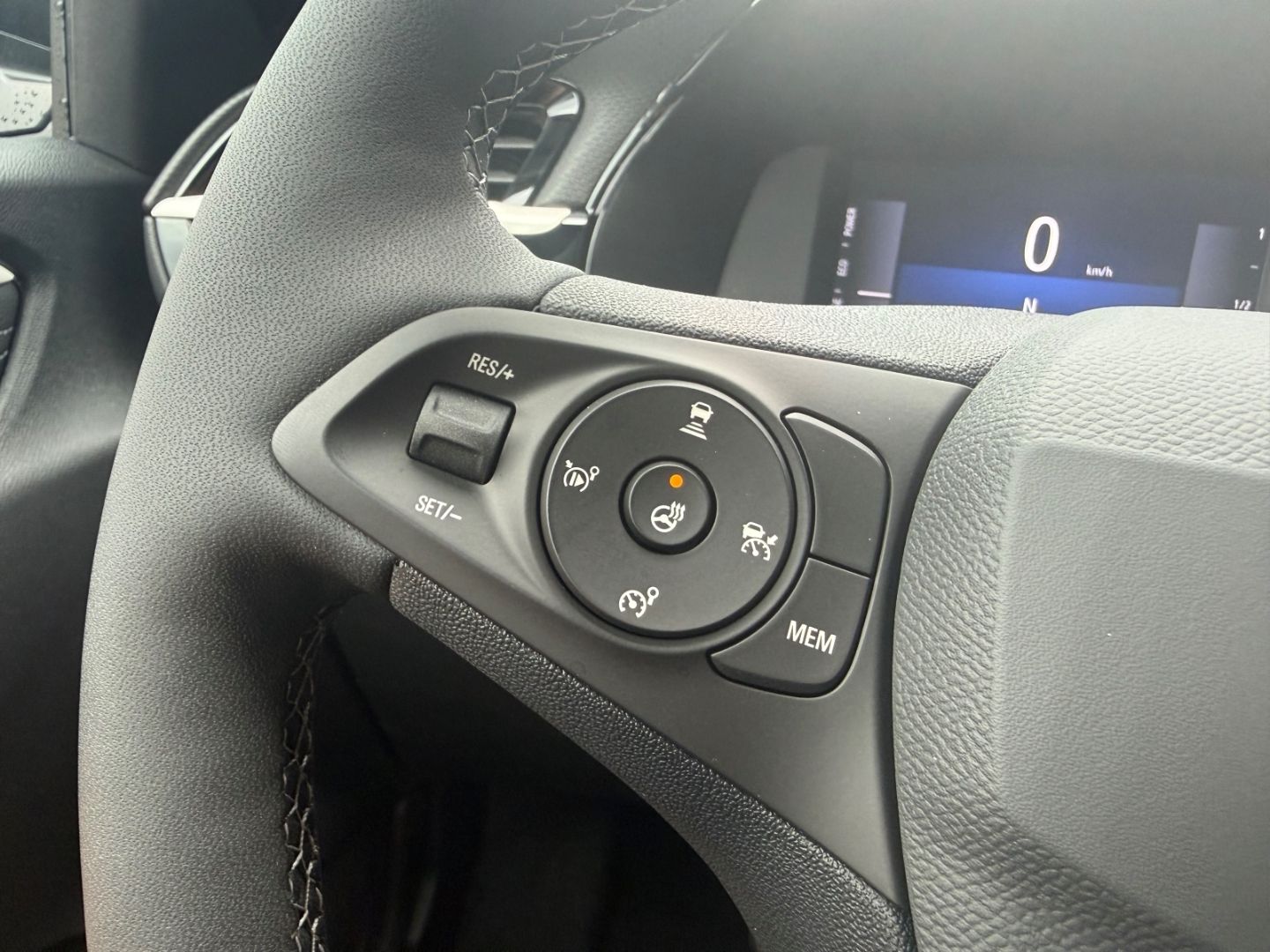 Fahrzeugabbildung Opel Corsa F GS SHZ+LHZ+Kamera+Allwetter