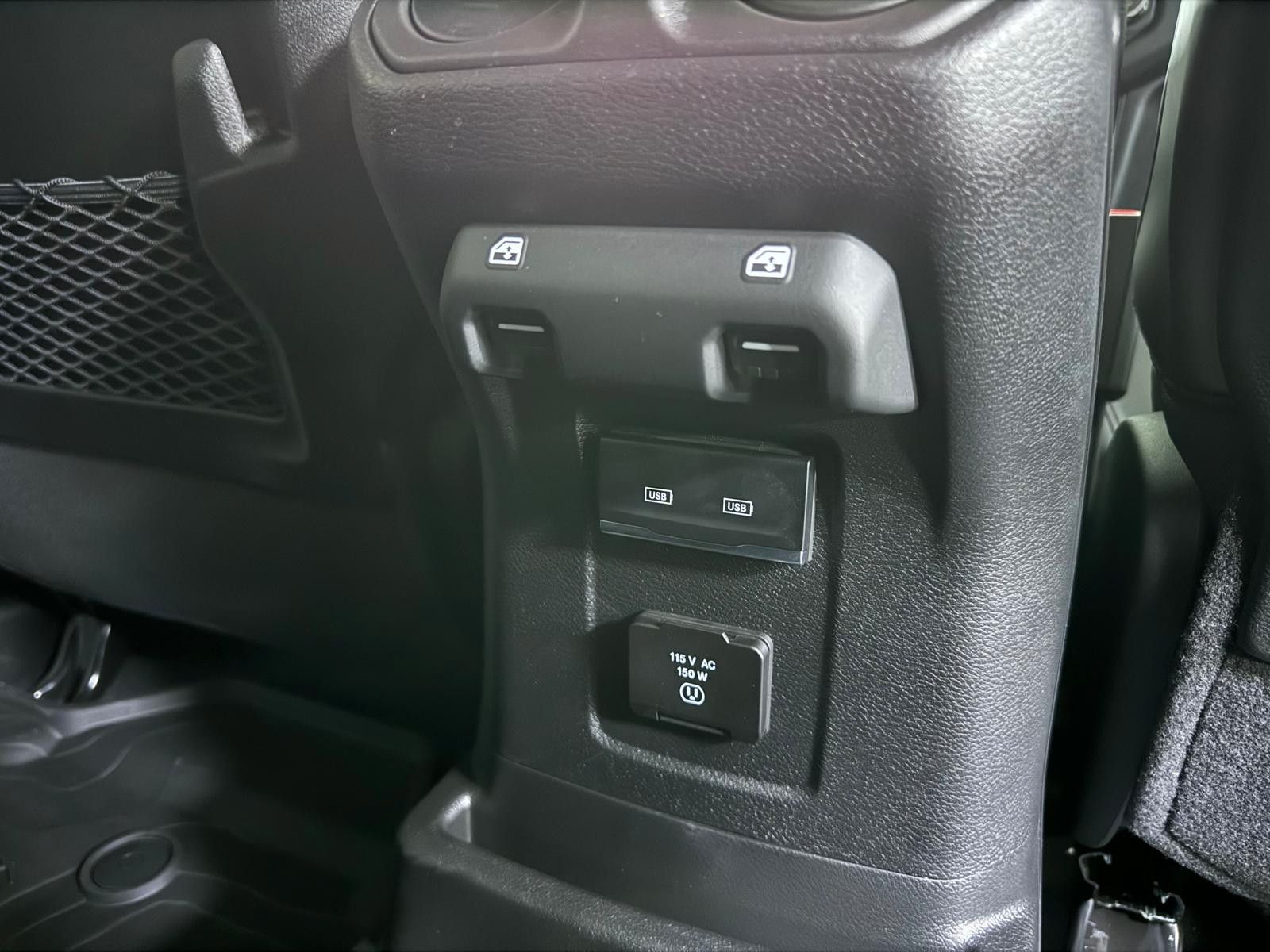 Fahrzeugabbildung Jeep RUBICON X 3.6L-V6-CAM-HARDTOP-35"