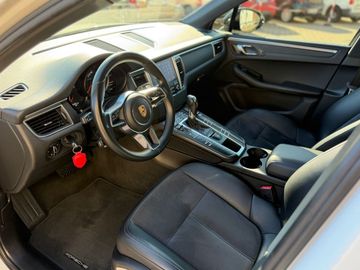 Porsche Macan - 10