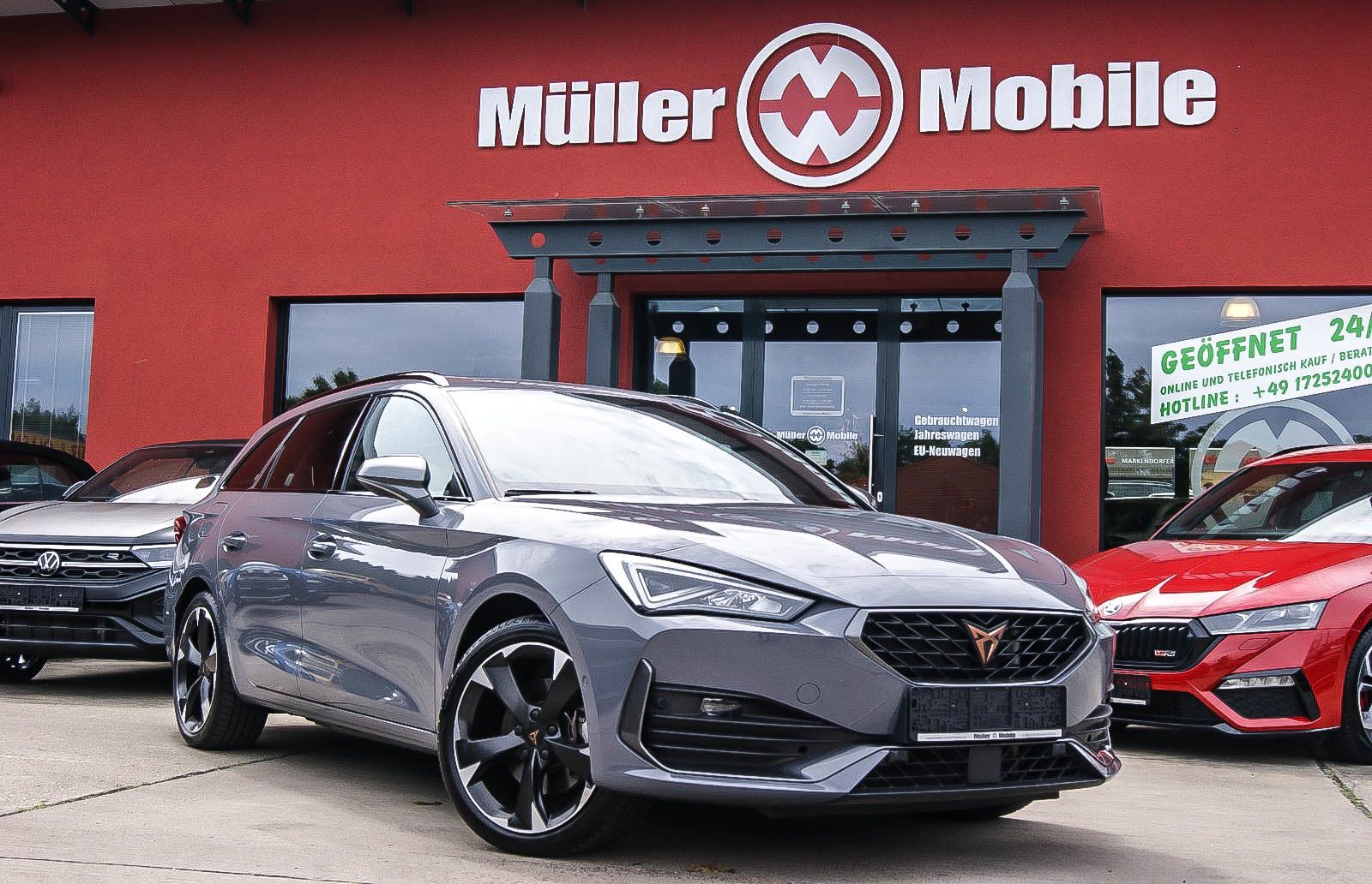 Fahrzeugabbildung CUPRA Leon Sportstourer e-Hybrid PANORAMA CARPLAY ACC