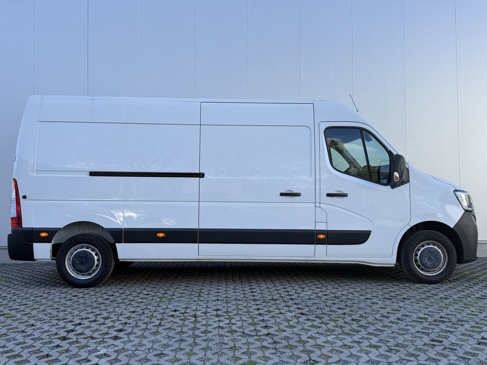 Renault Master DCi L3H2 136HP imagem 3