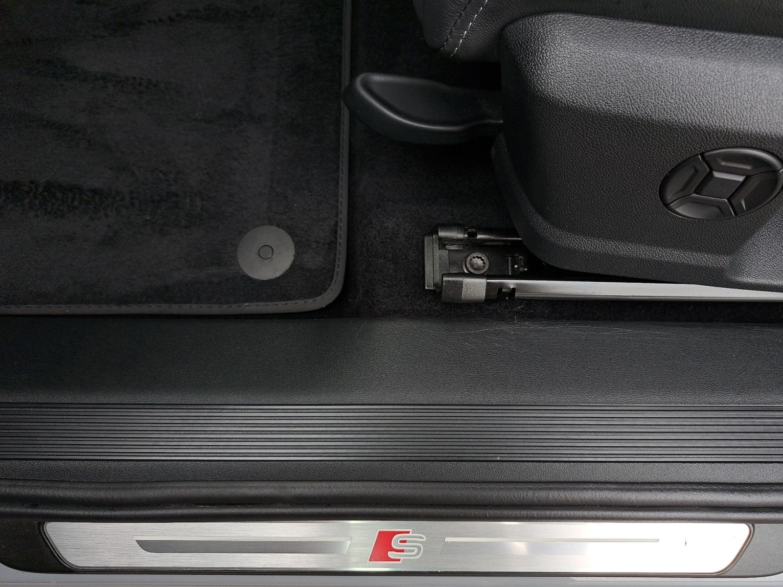 Audi Q4 e-tron - Bild 32