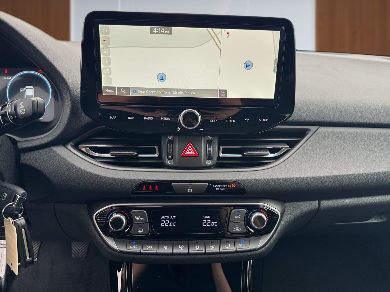 Fahrzeugabbildung Hyundai i30 ADVANTAGE LED*SHZ*LHZ*KAMERA*NAVI*USB*2Z-KL*