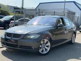 BMW 325d Limousine*Leder*Navi-Proff*Keyless-GO*Xenon - BMW 325 aus 2007