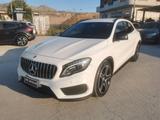 Mercedes-Benz GLA 200 CDI aut 4Matic Premium - Mercedes-Benz GLA 200 Kombi Gebrauchtwagen