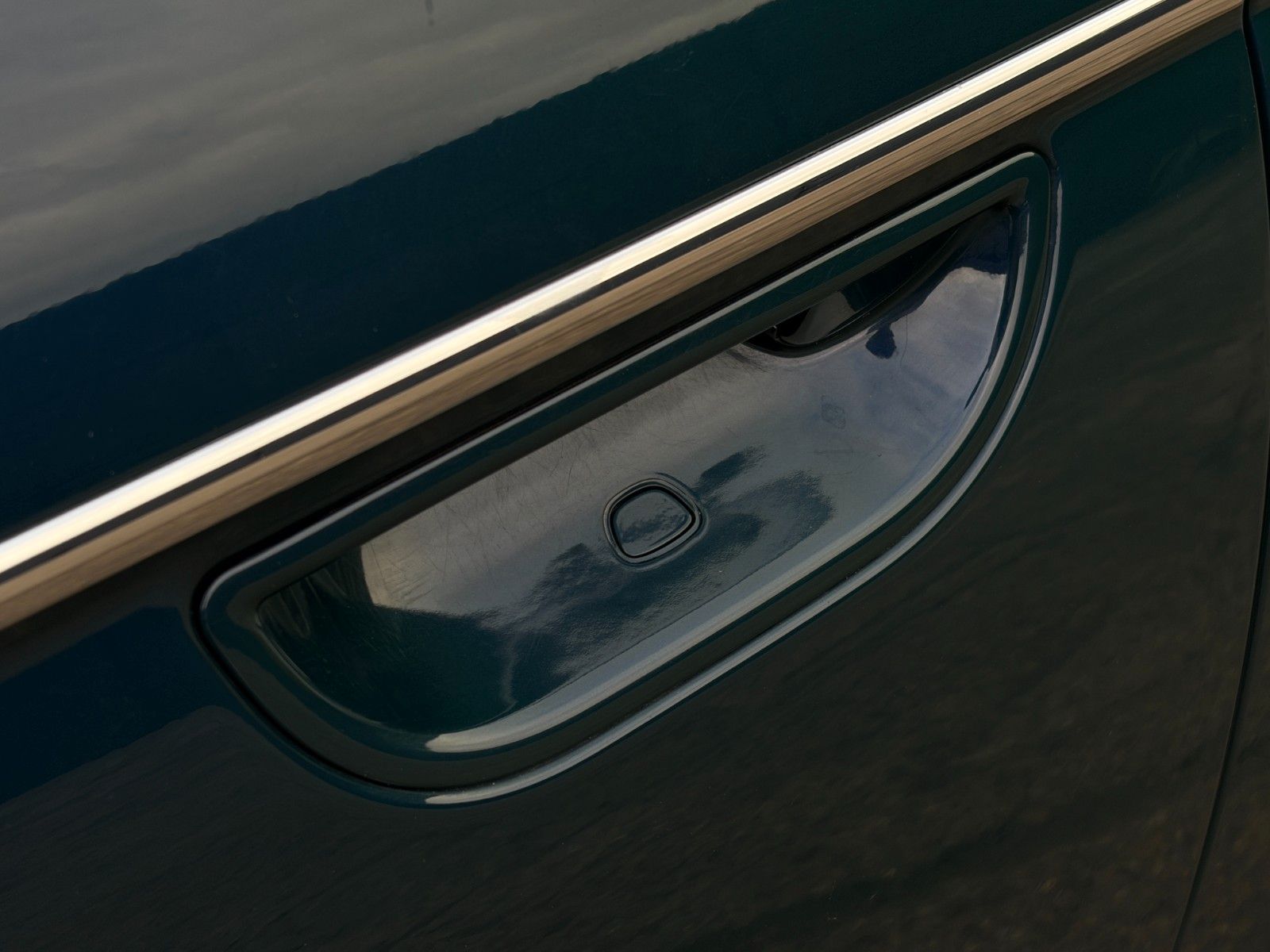 Fahrzeugabbildung Fiat 500e La Prima by Bocelli Leder CarPlay ACC CAM