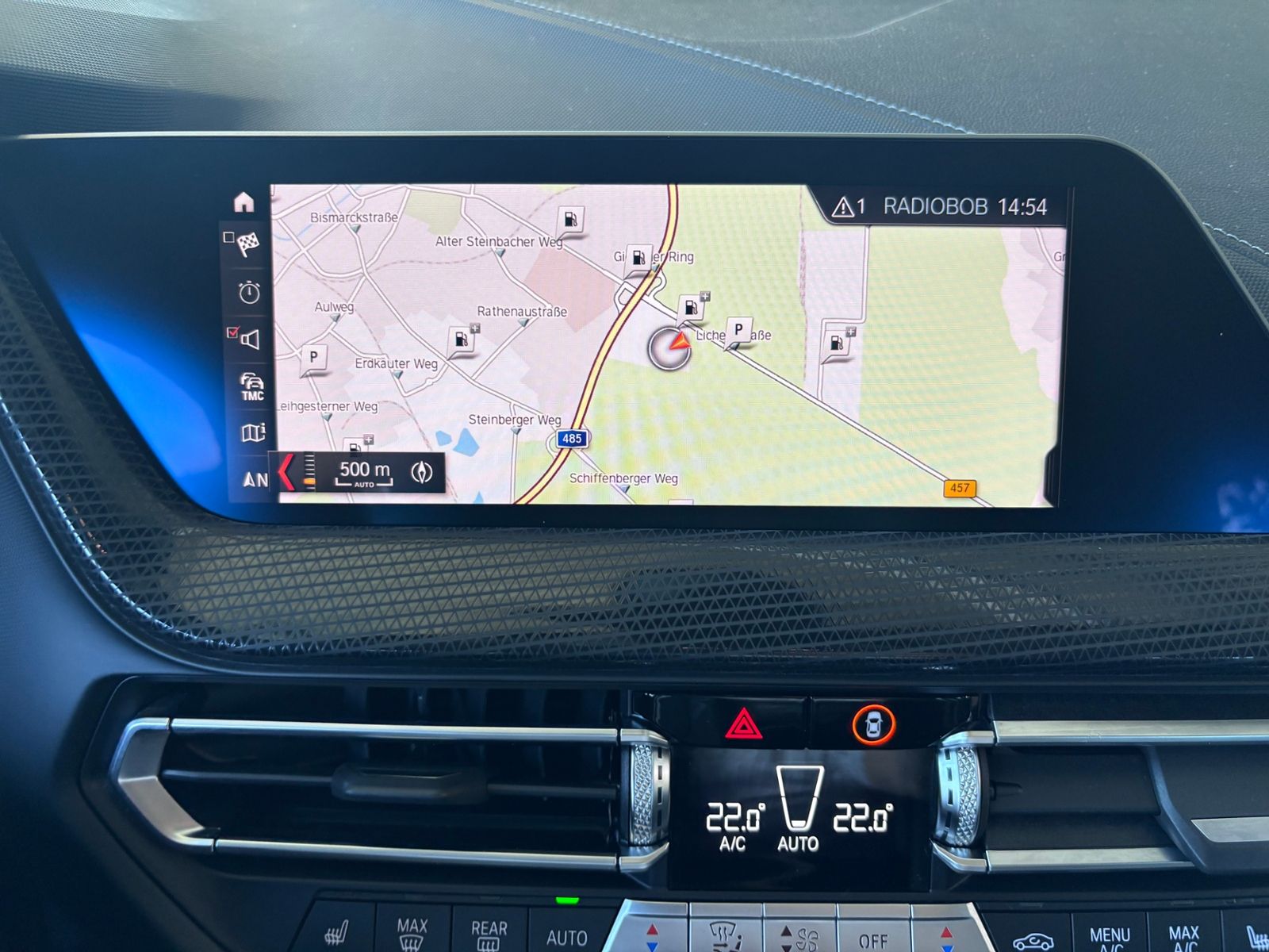 Fahrzeugabbildung BMW 118 i Sport Line KLIMA LED NAVI ALU