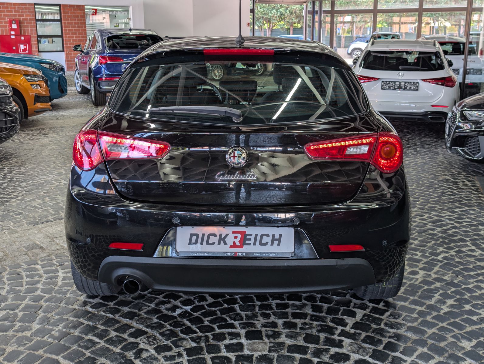 Fahrzeugabbildung Alfa Romeo Giulietta Turismo 1.4 Turbo XENON TEMP MFL ALU