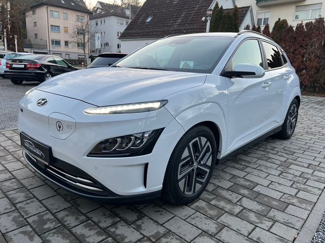 Hyundai Kona Prime Elektro 2WD 1HAND NAVI KAM UHD 150/KW