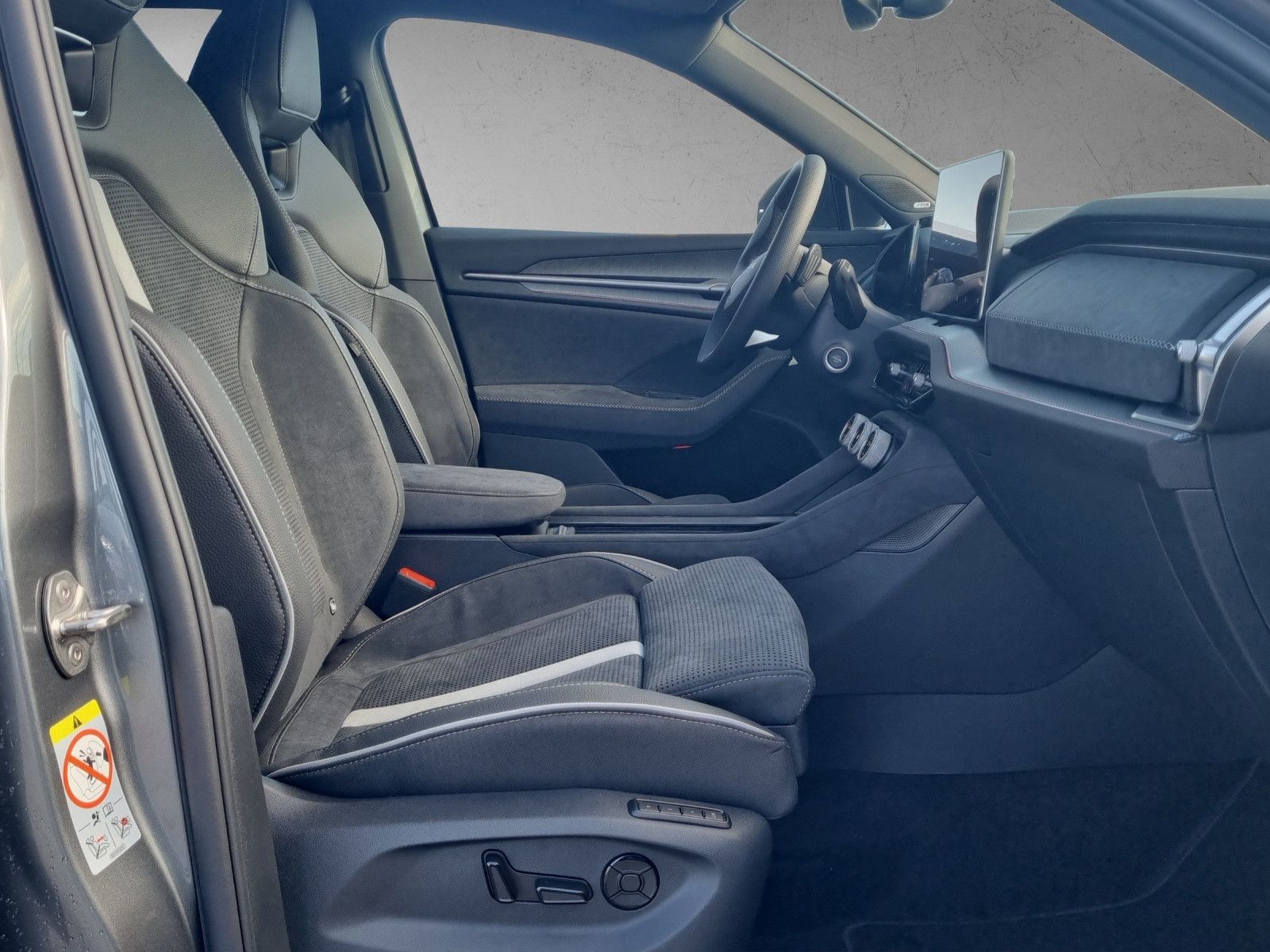 Fahrzeugabbildung SKODA Kodiaq 2.0 TDI 142 kW 4x4 Sportline 20" AHK PANO