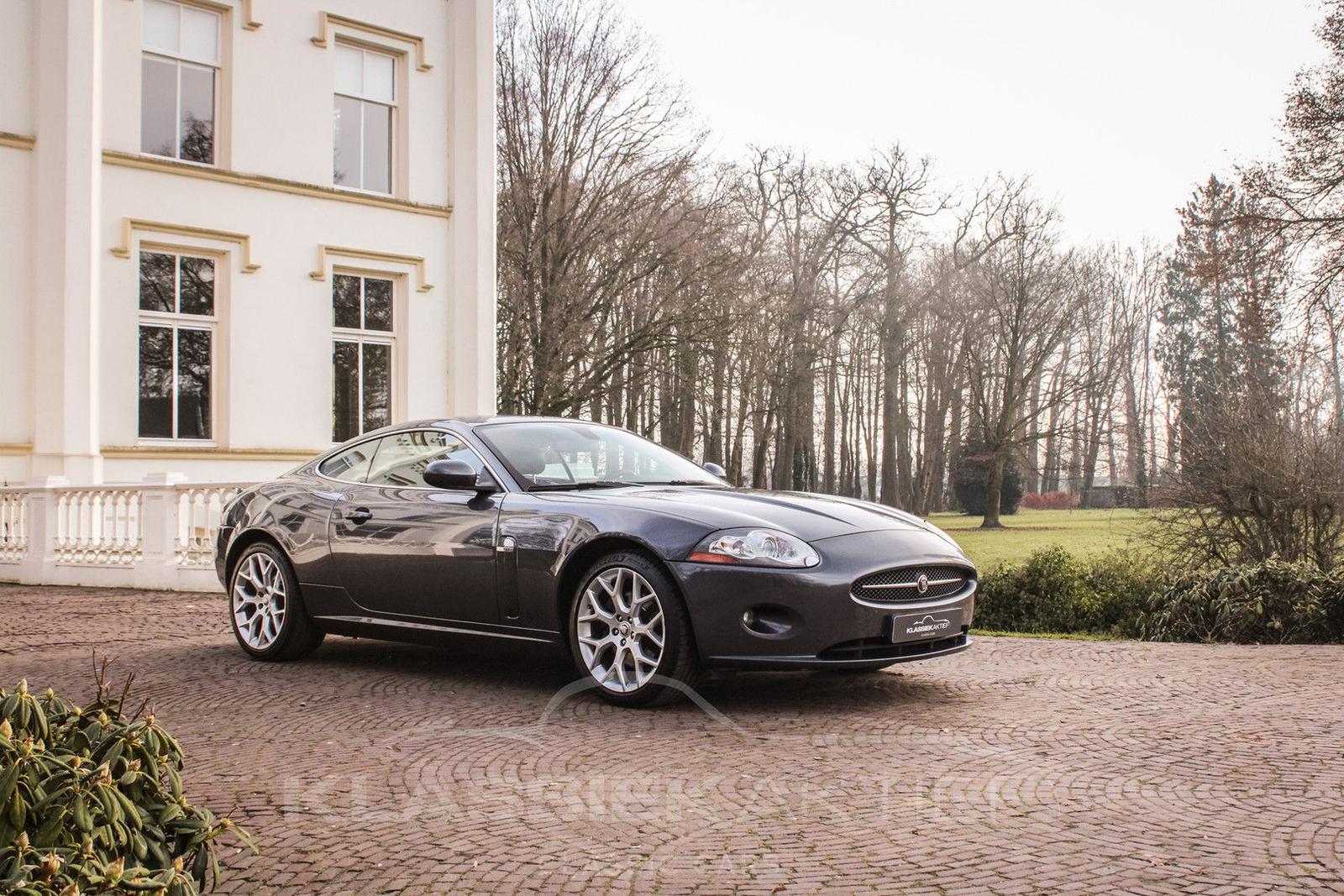 Jaguar XK 4.2 V8 Coupé