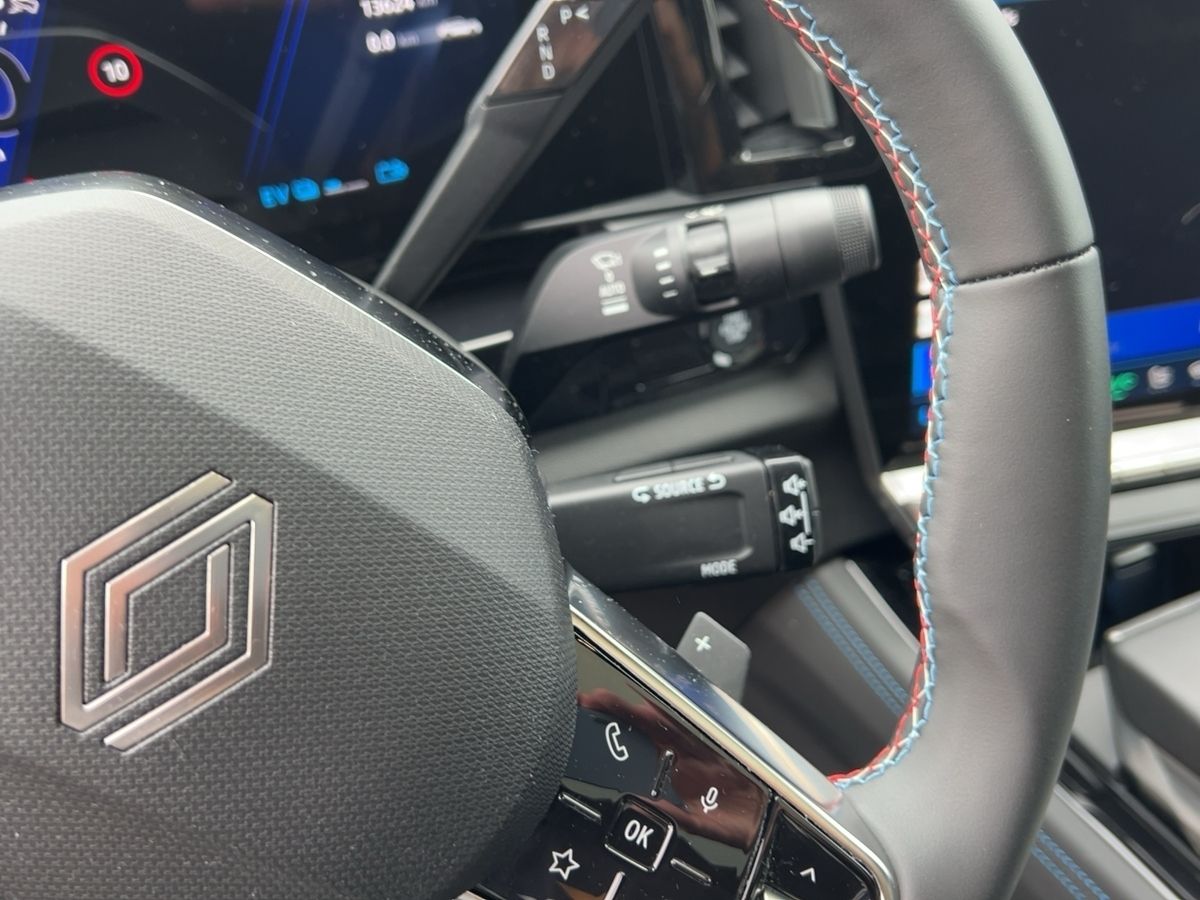 Renault Rafale - Bild 17