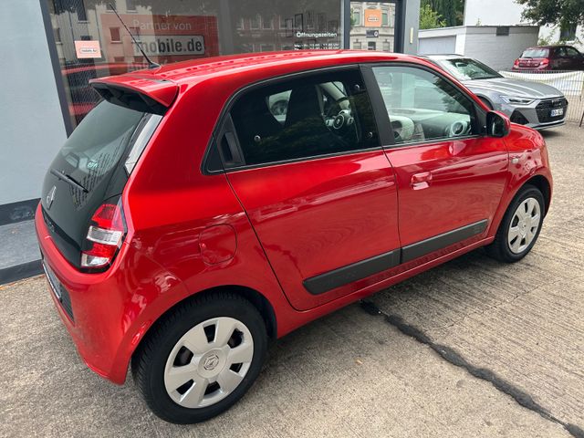 Fahrzeugabbildung Renault Twingo+NaviZB+BT+Allwetter+Klima+Tempomat+