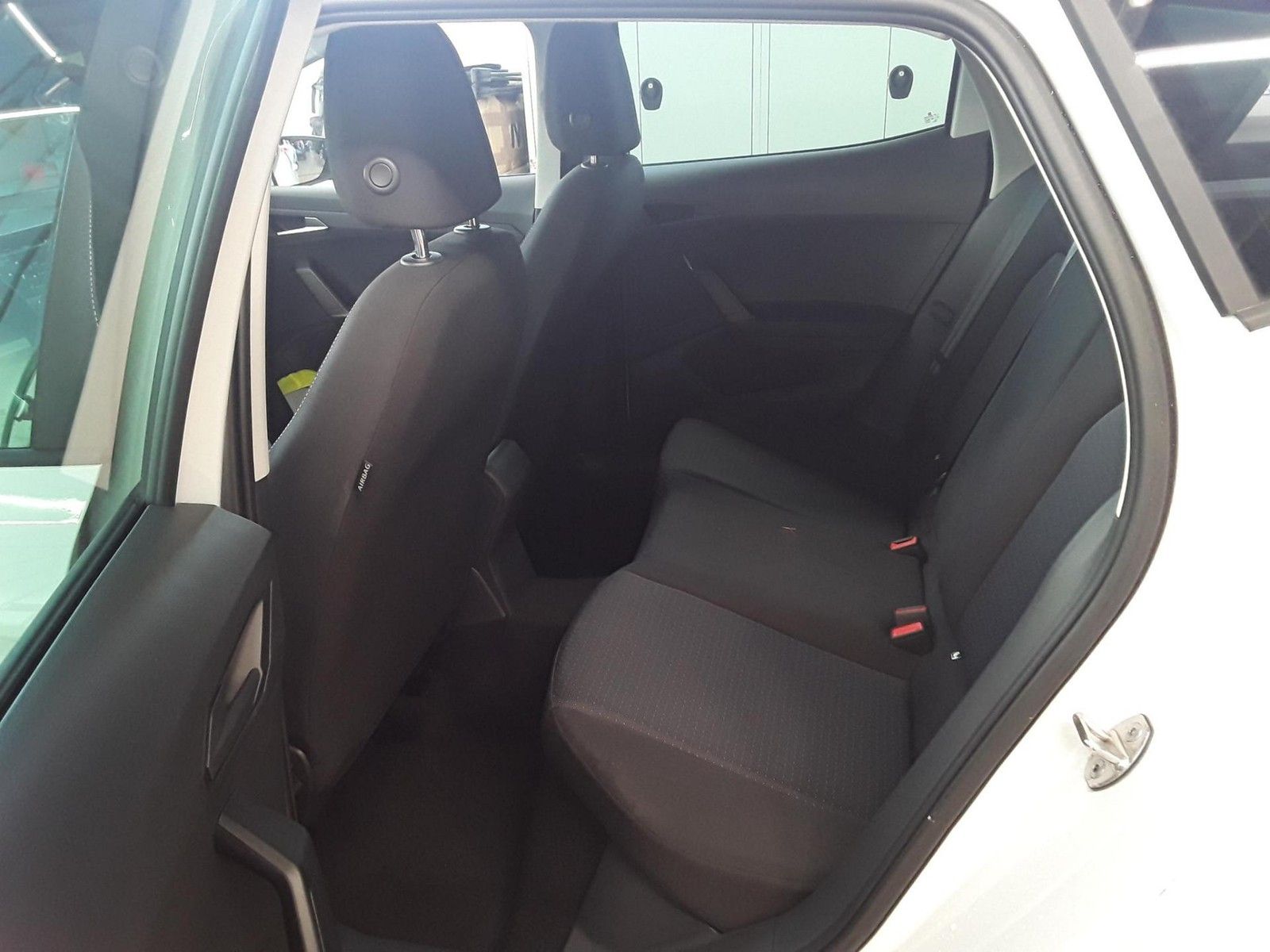 Fahrzeugabbildung SEAT Ibiza TSI Style LED Navi ACC VC RFK SH LM