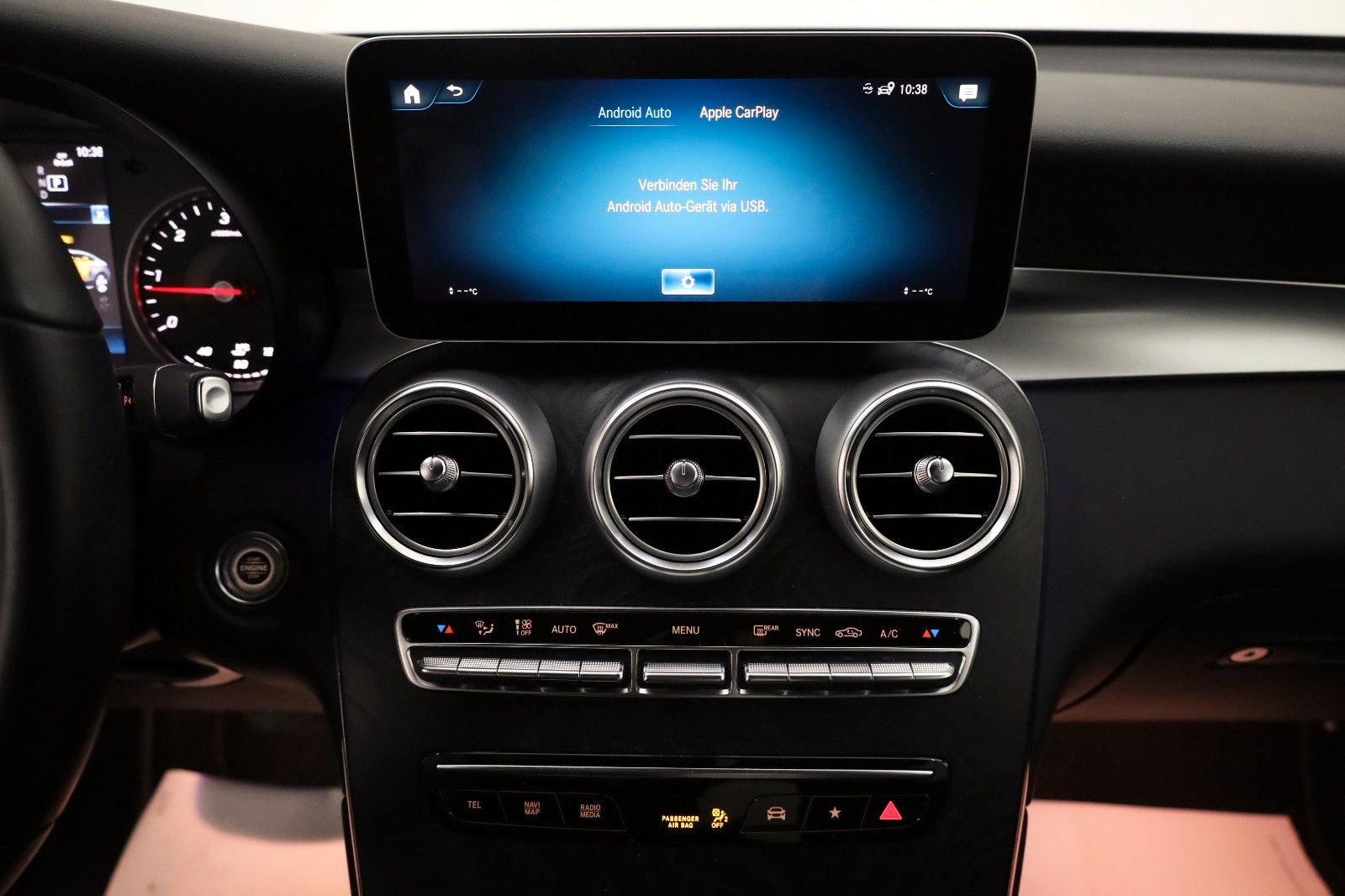 Fahrzeugabbildung Mercedes-Benz GLC 220d Coupe 4M Leder,Navi,LED,SH,Night/Park-P