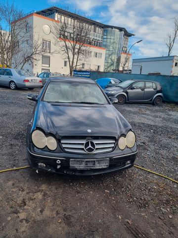 Mercedes-Benz CLK 200. Automatik. Kein  TÜV