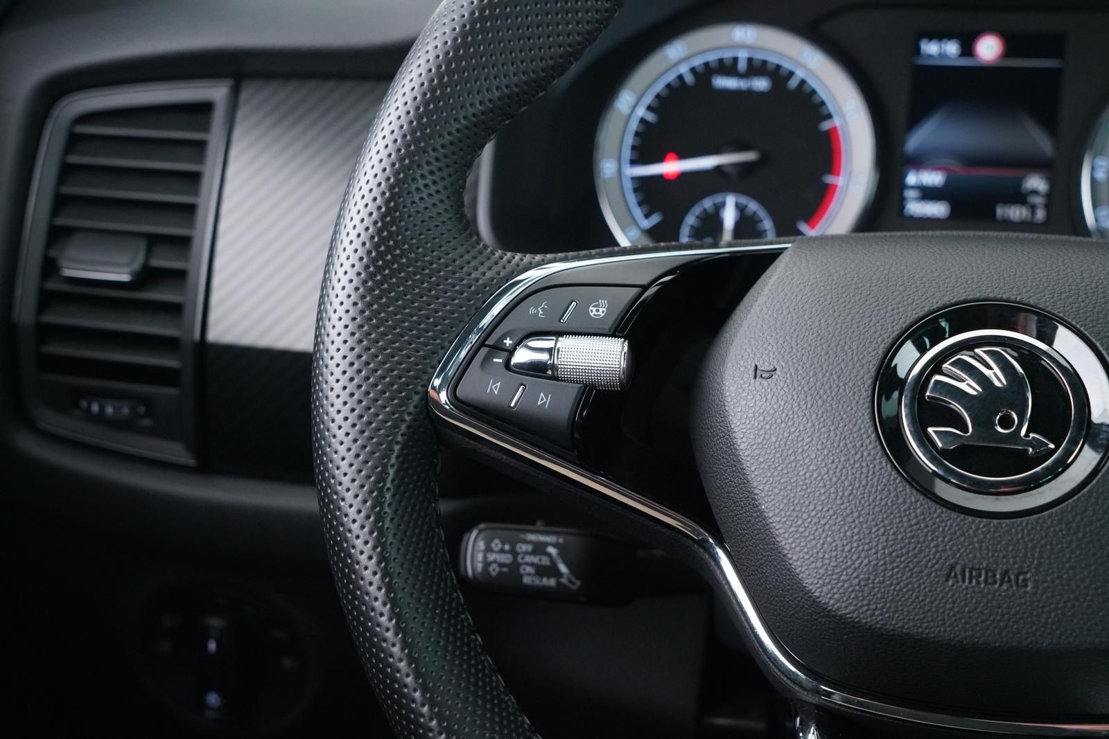 Skoda KODIAQ SPORTLINE 1.5TSI ANHÄNGERKUPPLUNG+CANTON foto 17