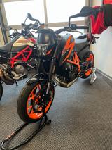 KTM 690 Duke R 
