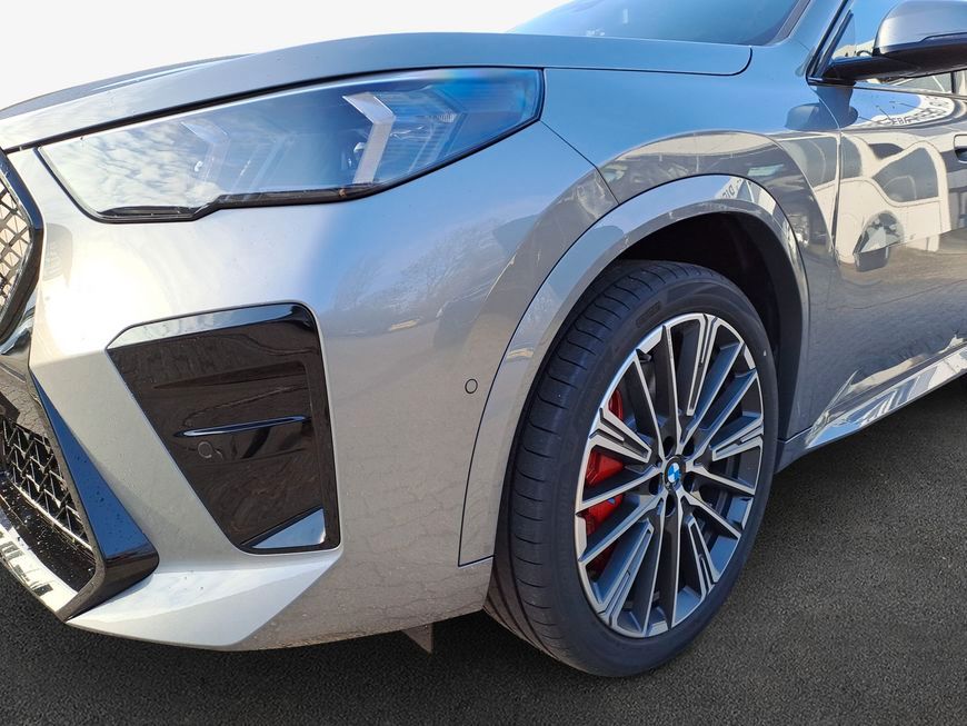 BMW iX2 - Bild 7