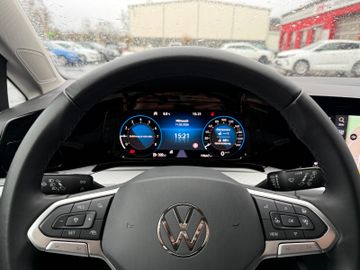 Volkswagen Golf VIII Var. Life+LED+Virt.Cock.+SHZ+L-Hzg+