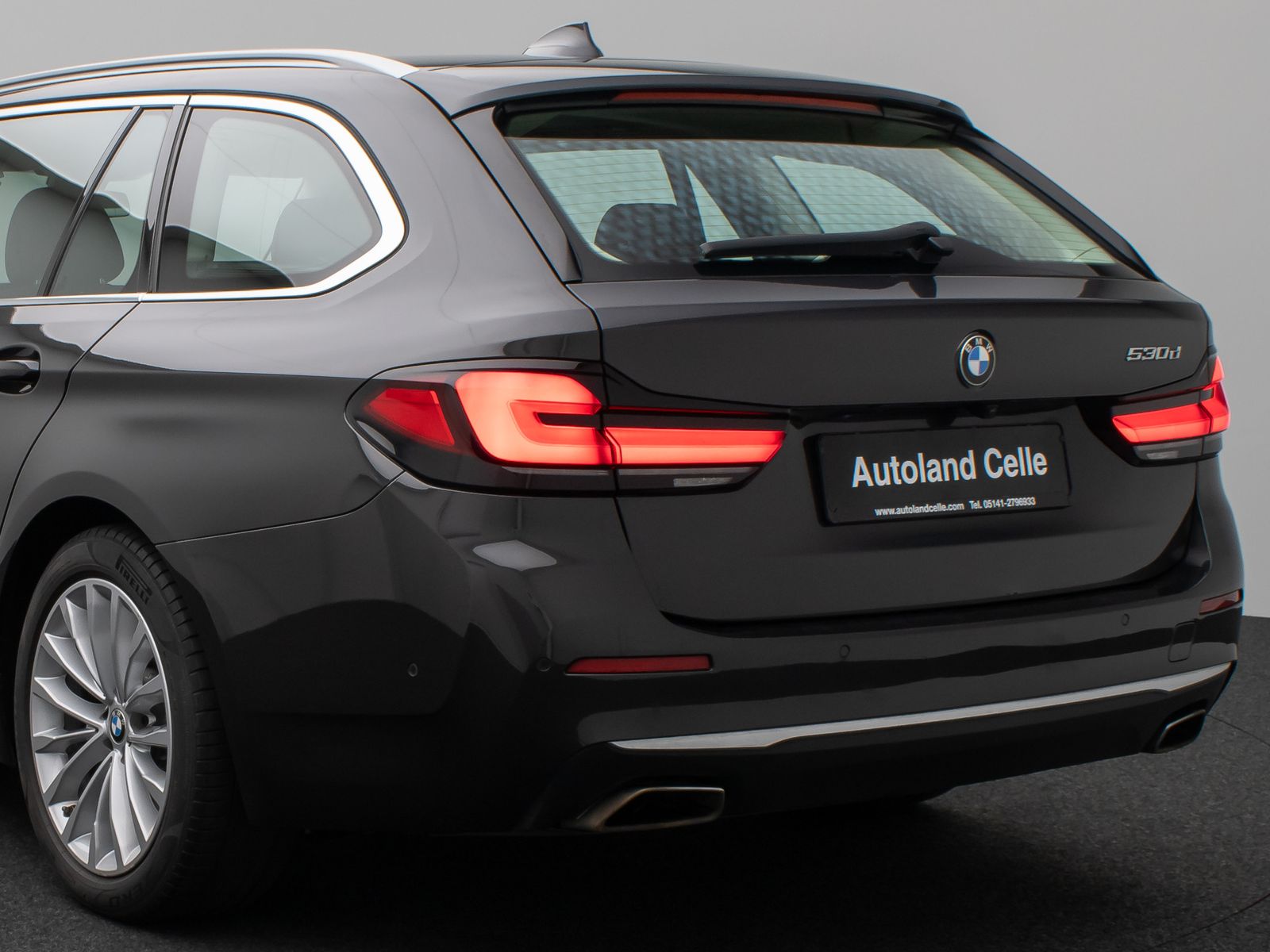 Fahrzeugabbildung BMW 530d Luxury Line Panorama Kamera DAB HiFi Alarm