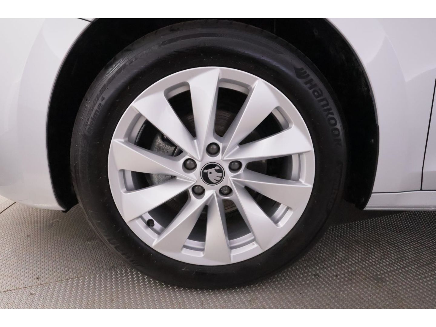 Skoda Octavia 2.0TDI Combi DSG Selection+LED+KAMERA foto 13