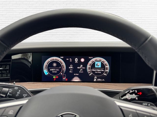 Fahrzeugabbildung Volkswagen Tayron  Elegance 2.0 TSI 4MOTION 204 DSG - AHK*M