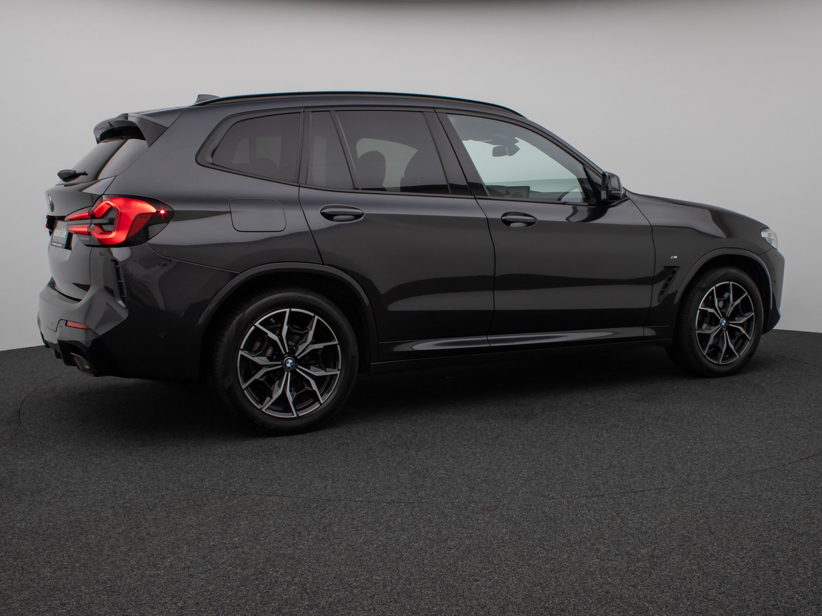 Fahrzeugabbildung BMW X3 xD20i M Sport Laser Kamera DAB HiFi Komfort