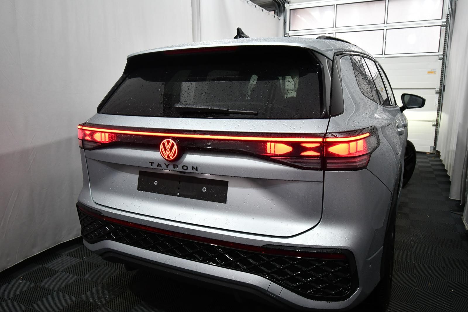 Volkswagen Tayron 1.5 R-Line eHybrid - Pano, AHK, Kamera imagem 2