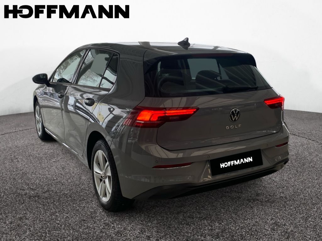 Fahrzeugabbildung Volkswagen Golf 1.5 TSI Life 3 Jahre NW Anschlussgarantie